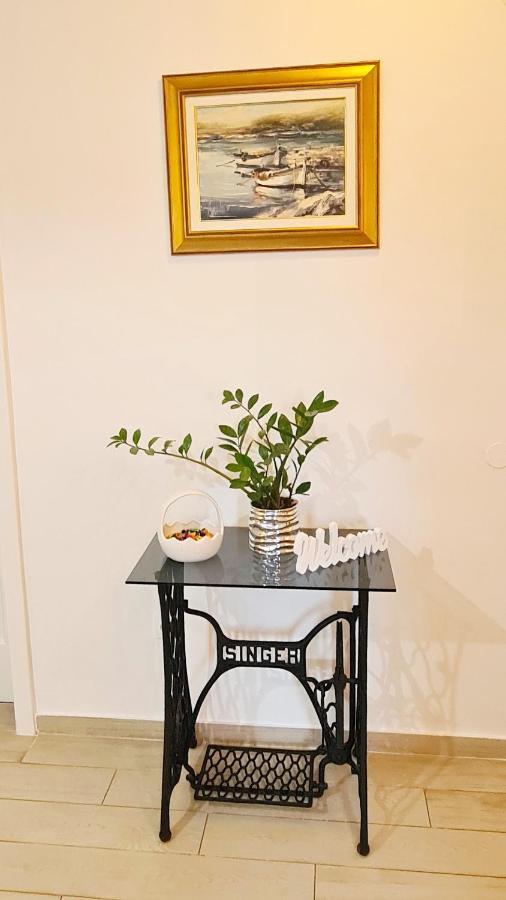 Apartment Sara Poljud Split Exterior foto